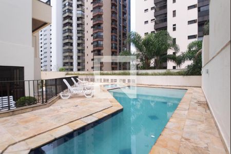 Apartamento para alugar com 120m², 3 quartos e 2 vagas Apartamento para alugar com 120m², 3 quartos e 2 vagasPiscina