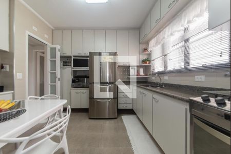 Apartamento para alugar com 120m², 3 quartos e 2 vagas Apartamento para alugar com 120m², 3 quartos e 2 vagasCozinha
