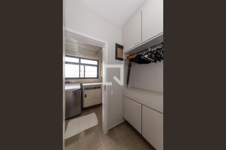Apartamento para alugar com 120m², 3 quartos e 2 vagas Apartamento para alugar com 120m², 3 quartos e 2 vagasÁrea de Serviço - Quarto de Serviço