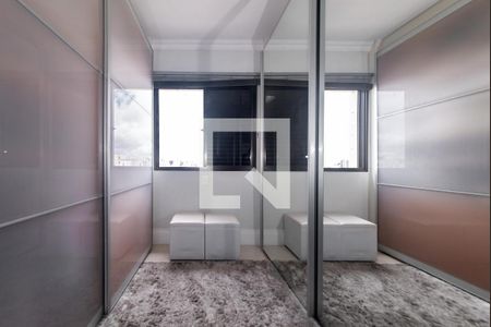 Apartamento para alugar com 120m², 3 quartos e 2 vagas Apartamento para alugar com 120m², 3 quartos e 2 vagasQuarto 2 - Closet