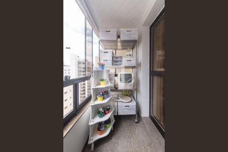 Apartamento para alugar com 120m², 3 quartos e 2 vagas Apartamento para alugar com 120m², 3 quartos e 2 vagasSacada 2 da Sala