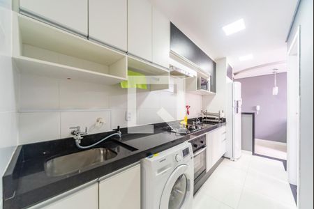 Apartamento à venda com 35m², 2 quartos e 1 vaga Apartamento à venda com 35m², 2 quartos e 1 vagaCozinha e Área de Serviço