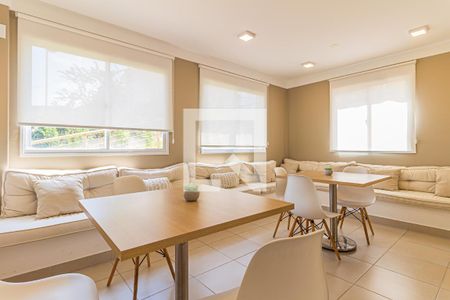 Apartamento à venda com 35m², 2 quartos e 1 vaga Apartamento à venda com 35m², 2 quartos e 1 vagaÁrea comum - Salão de festas