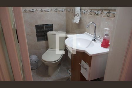 Casa de condomínio à venda com 118m², 2 quartos e 2 vagasLavabo