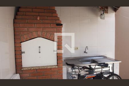 Casa de condomínio à venda com 118m², 2 quartos e 2 vagasChurrasqueira