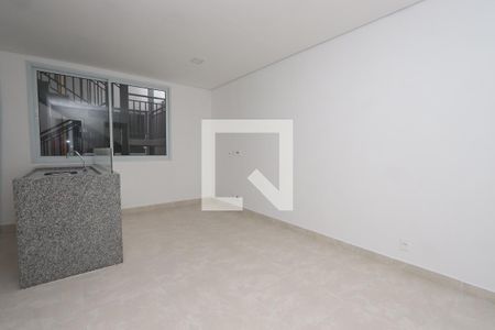 Sala/Cozinha de kitnet/studio para alugar com 2 quartos, 41m² em Jardim Ana Rosa, São Paulo