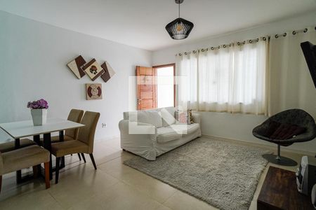 Sala de casa à venda com 2 quartos, 100m² em Piratininga, Niterói