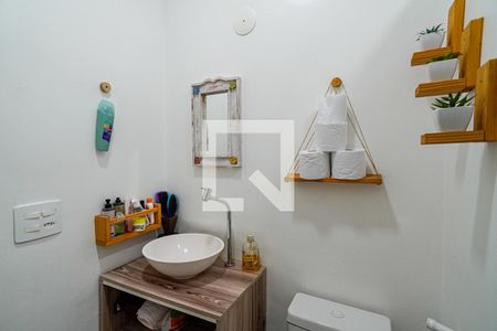 Casa à venda com 100m², 2 quartos e 1 vagaBanheiro