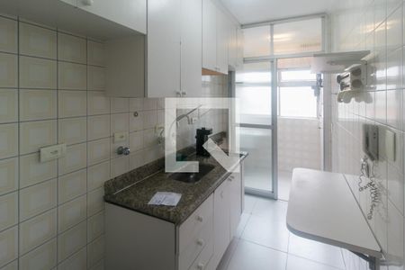 Apartamento à venda com 56m², 2 quartos e 1 vagaCozinha e Área de Serviço