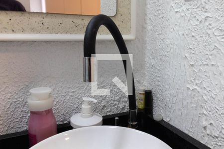 Casa para alugar com 48m², 2 quartos e sem vagaBanheiro - torneira