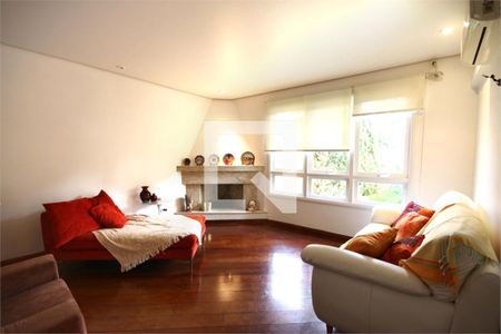 Casa à venda com 4 quartos, 315m² em Alto da Boa Vista, São Paulo