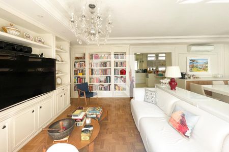 Apartamento à venda com 174m², 3 quartos e 2 vagas Apartamento à venda com 174m², 3 quartos e 2 vagasSala