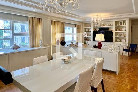 Apartamento à venda com 174m², 3 quartos e 2 vagas Apartamento à venda com 174m², 3 quartos e 2 vagasSala