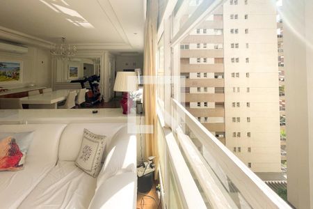 Sala de apartamento à venda com 3 quartos, 174m² em Jardim Paulista, São Paulo