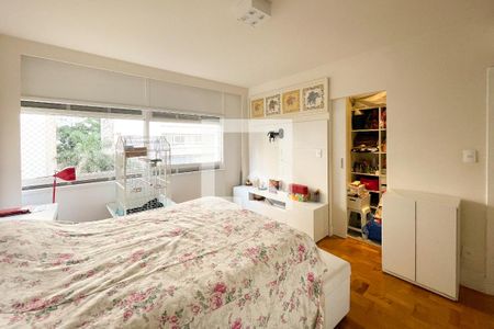 Apartamento à venda com 174m², 3 quartos e 2 vagas Apartamento à venda com 174m², 3 quartos e 2 vagasQuarto 2