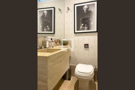 Apartamento à venda com 174m², 3 quartos e 2 vagas Apartamento à venda com 174m², 3 quartos e 2 vagasLavabo