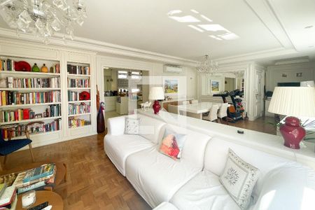 Apartamento à venda com 174m², 3 quartos e 2 vagas Apartamento à venda com 174m², 3 quartos e 2 vagasSala