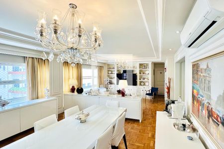 Apartamento à venda com 174m², 3 quartos e 2 vagas Apartamento à venda com 174m², 3 quartos e 2 vagasSala