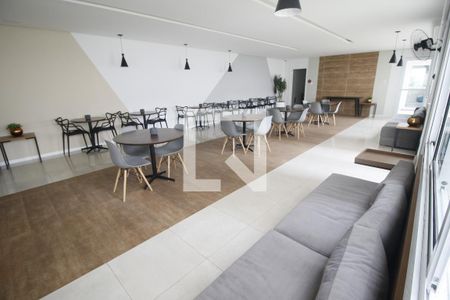Apartamento para alugar com 42m², 2 quartos e 1 vagaÁrea comum - Salão de festas