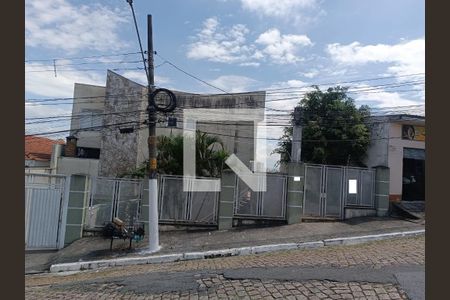 Casa de condomínio para alugar com 42m², 2 quartos e 2 vagasFachada