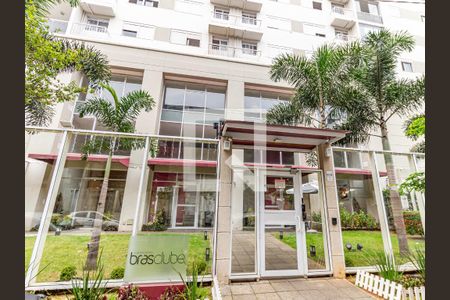 Apartamento para alugar com 62m², 2 quartos e 1 vaga Apartamento para alugar com 62m², 2 quartos e 1 vagaFachada