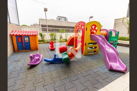 Apartamento para alugar com 62m², 2 quartos e 1 vaga Apartamento para alugar com 62m², 2 quartos e 1 vagaÁrea comum - Playground