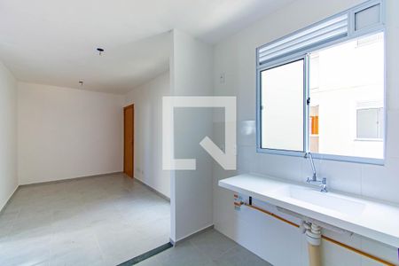 Cozinha de apartamento à venda com 2 quartos, 42m² em Mato Grande, Canoas