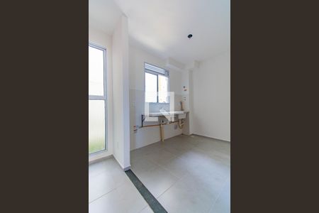 Cozinha de apartamento à venda com 2 quartos, 42m² em Mato Grande, Canoas