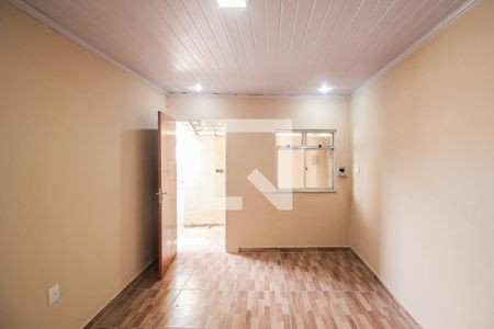 Sala de casa para alugar com 1 quarto, 60m² em Cabral, Nilópolis