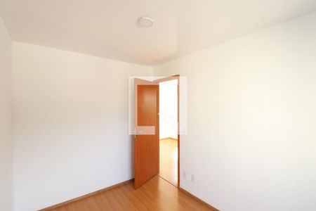 Quarto 1 de apartamento para alugar com 2 quartos, 44m² em Alcantara, São Gonçalo
