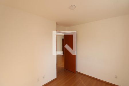 Quarto 2 de apartamento para alugar com 2 quartos, 44m² em Alcantara, São Gonçalo