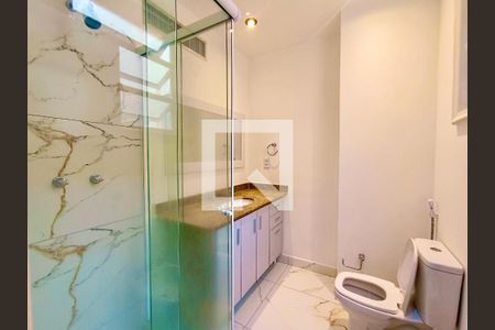 Apartamento para alugar com 112m², 3 quartos e sem vaga Apartamento para alugar com 112m², 3 quartos e sem vagaSuíte banheiro