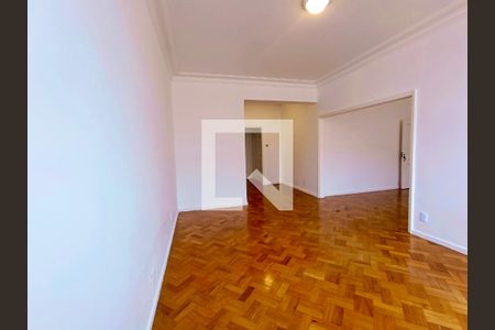 Apartamento para alugar com 112m², 3 quartos e sem vaga Apartamento para alugar com 112m², 3 quartos e sem vagaSala