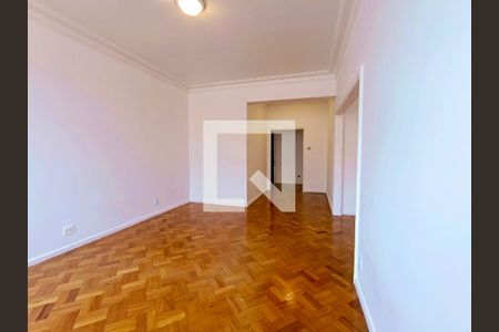Apartamento para alugar com 112m², 3 quartos e sem vaga Apartamento para alugar com 112m², 3 quartos e sem vagaSala