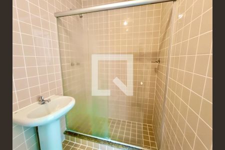 Apartamento para alugar com 112m², 3 quartos e sem vaga Apartamento para alugar com 112m², 3 quartos e sem vagaBanheiro serviço