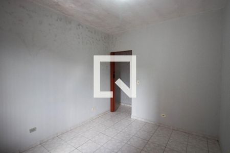 Casa à venda com 5 quartos, 333m² em Vila Carmosina, São Paulo