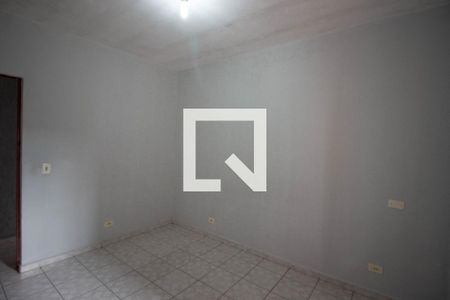 Casa à venda com 5 quartos, 333m² em Vila Carmosina, São Paulo