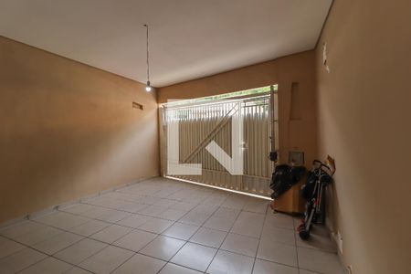 Casa à venda com 160m², 2 quartos e 2 vagas Casa à venda com 160m², 2 quartos e 2 vagasGaragem
