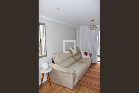 Sala  de apartamento à venda com 2 quartos, 67m² em Vila Palmeiras, São Paulo