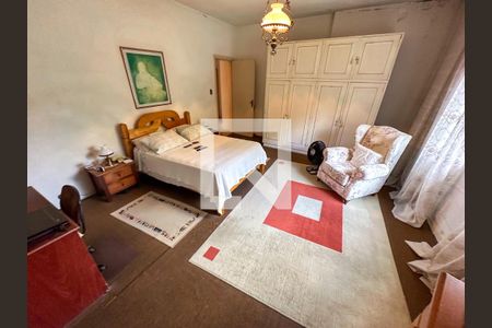 Casa à venda com 250m², 3 quartos e 4 vagas Casa à venda com 250m², 3 quartos e 4 vagasQuarto 1