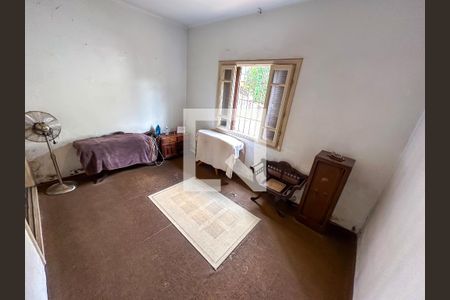 Casa à venda com 250m², 3 quartos e 4 vagas Casa à venda com 250m², 3 quartos e 4 vagasQuarto 3