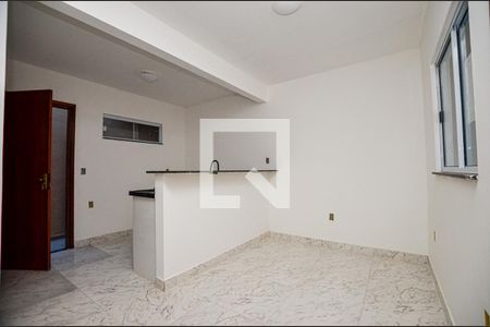 Sala de casa de condomínio para alugar com 1 quarto, 46m² em Engenho do Mato, Niterói