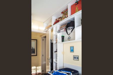 Quarto de apartamento à venda com 2 quartos, 56m² em Tristeza, Porto Alegre