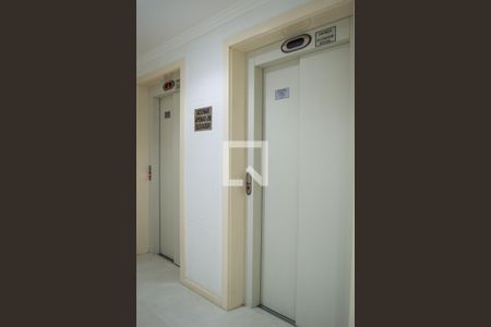 Apartamento à venda com 56m², 2 quartos e 2 vagasEntrada