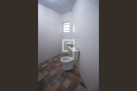 Casa para alugar com 55m², 2 quartos e sem vagaBanheiro