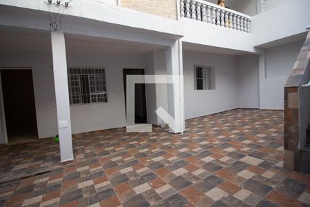 Casa para alugar com 55m², 2 quartos e sem vagaQuintal
