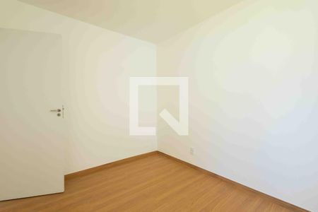 Quarto 1 de apartamento para alugar com 2 quartos, 44m² em Vargem Grande, Rio de Janeiro