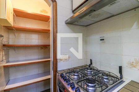 Casa à venda com 240m², 3 quartos e 2 vagas Casa à venda com 240m², 3 quartos e 2 vagasDespensa