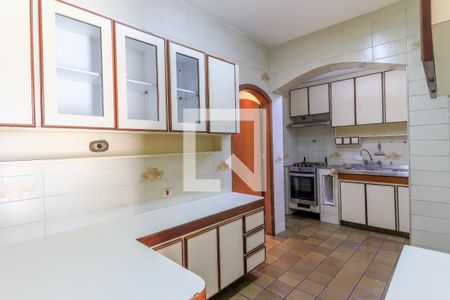 Casa à venda com 240m², 3 quartos e 2 vagas Casa à venda com 240m², 3 quartos e 2 vagasCozinha