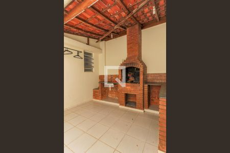 Casa à venda com 240m², 3 quartos e 2 vagas Casa à venda com 240m², 3 quartos e 2 vagasChurrasqueira